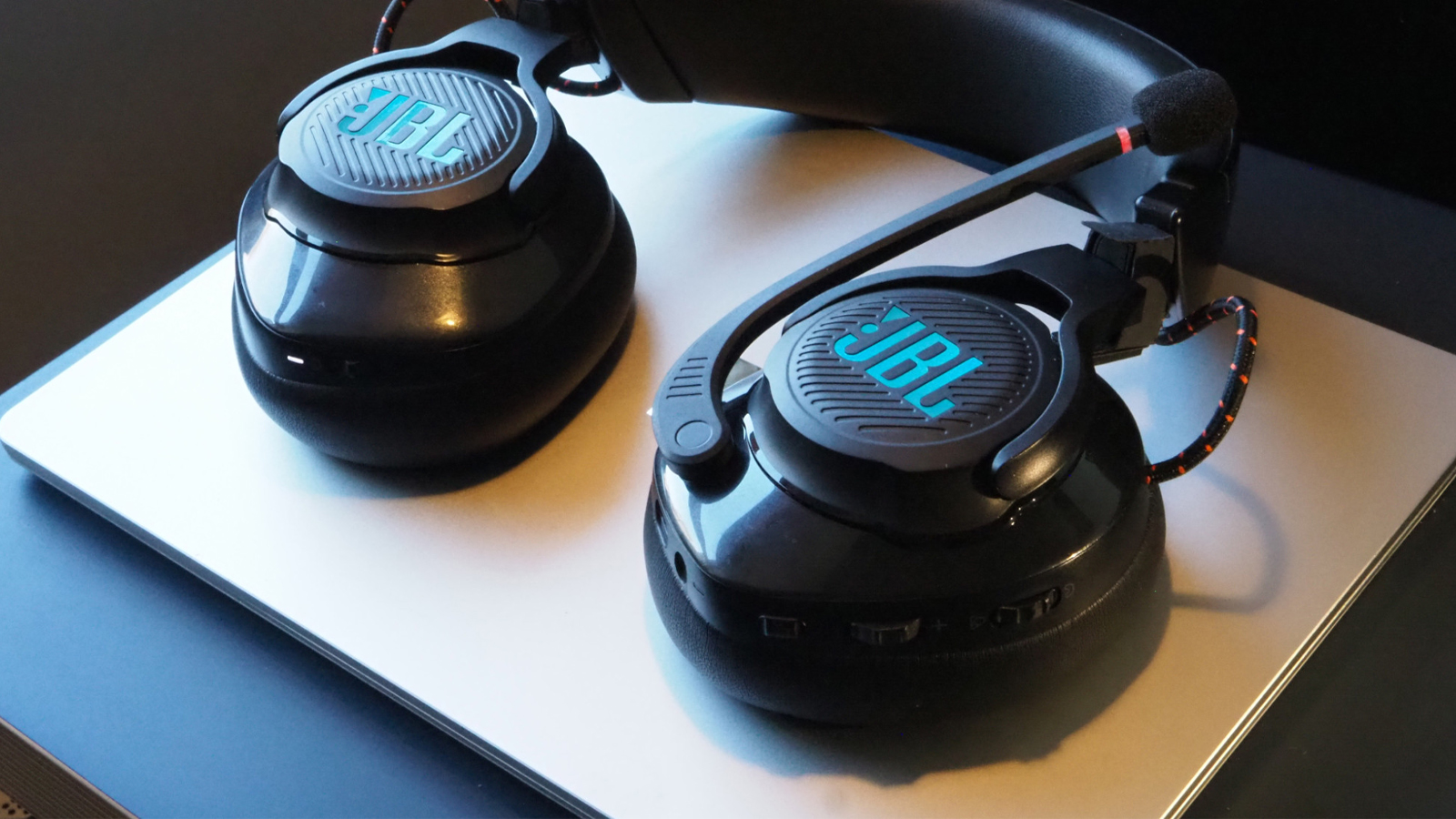 معرفی هدفون QUANTUM 610